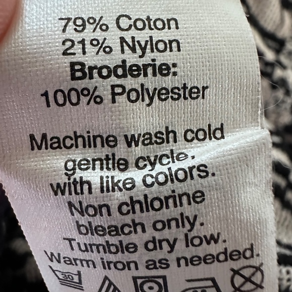 Madewell Pullover Sweater, Crochet Knit with Pocket - Picture 6 of 8